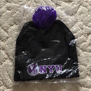 NYU hat